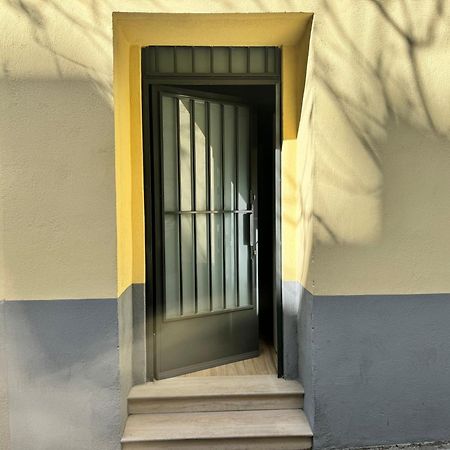 Apartamento En Embajadores Madrid Esterno foto